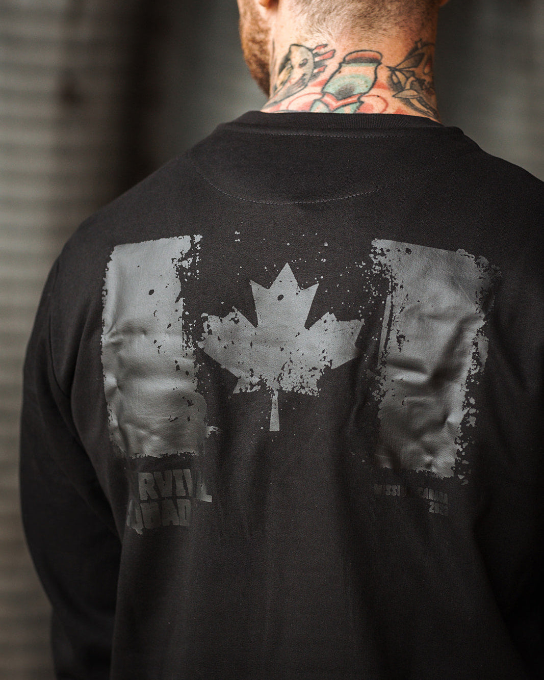 CREWNECK SWEATSHIRT "SURVIVAL SQUAD" KANADA